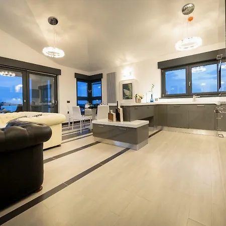 Apartment Pietas Julia Penthouse