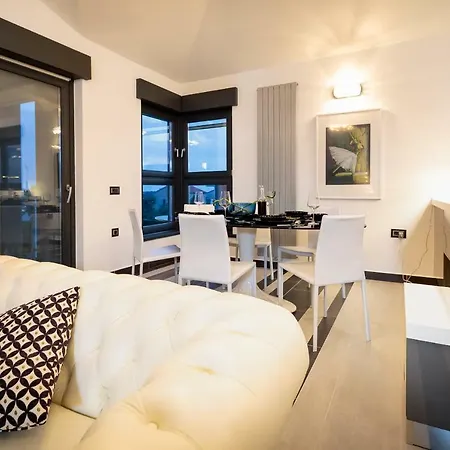 Apartment Pietas Julia Penthouse *